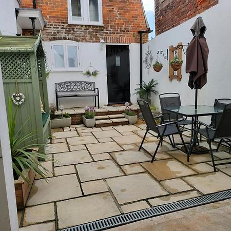 The Coach House Villa Weymouth Exterior photo